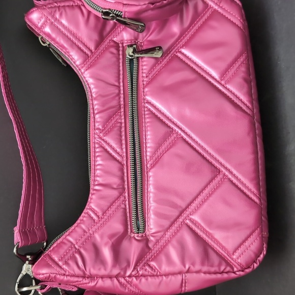 Lug Curtsy Mini Metallic Orchid Crossbody Bag. - Picture 5 of 13